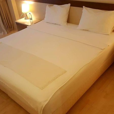 Atlas Apart Hotel Cesme Bagian luar foto